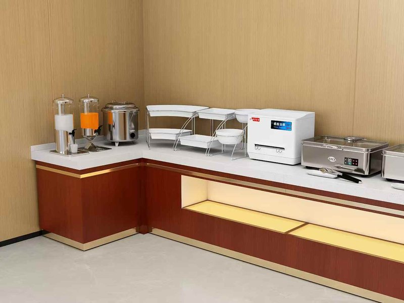 Halogen heat lamp in restaurant